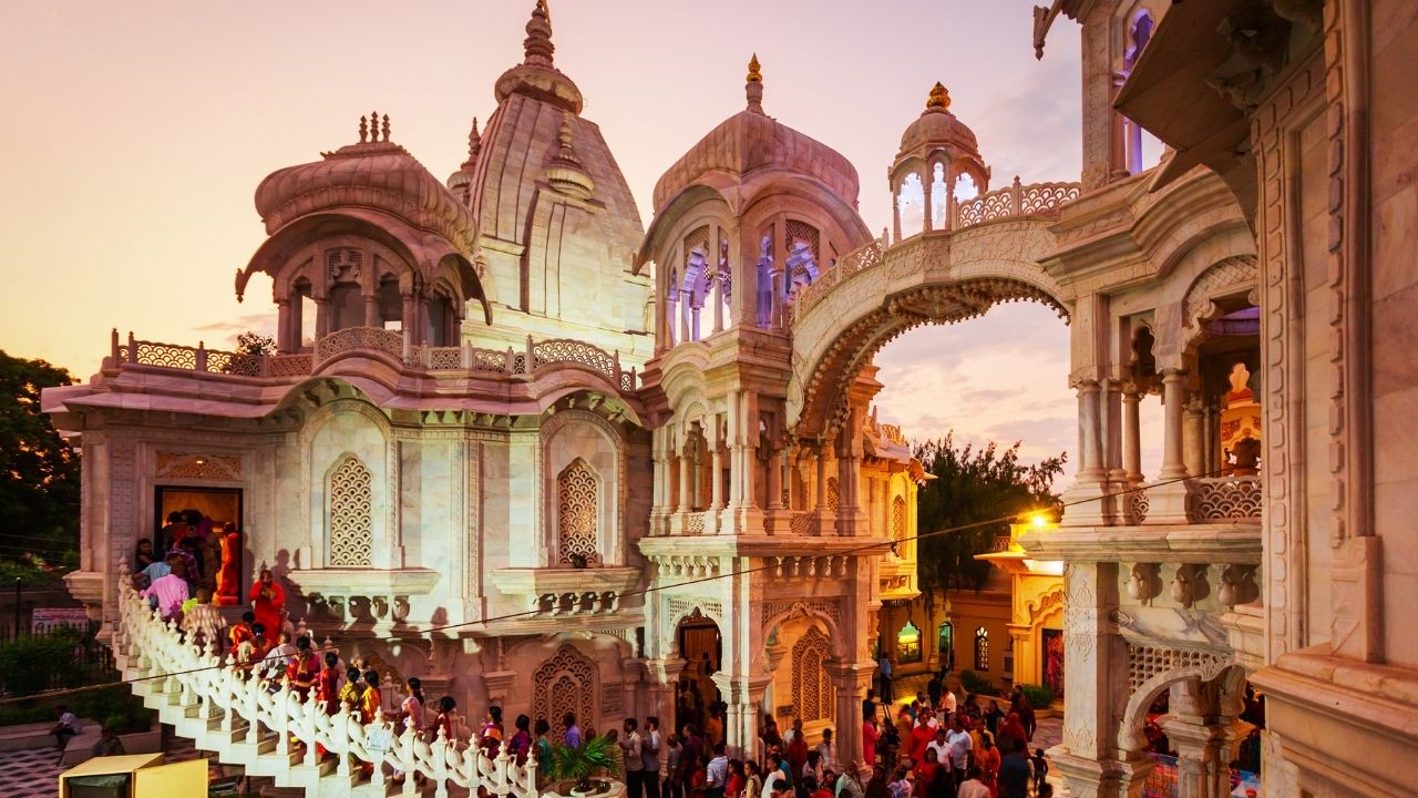 Same Day Mathura Vrindavan Tour Package - Image 4