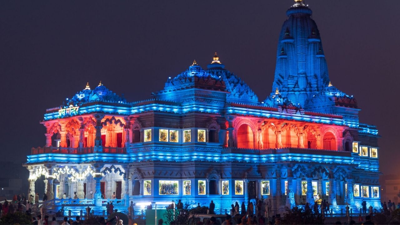 5 Days Mathura Vrindavan Tour Package tour in Vrindavan, Mathura, Gokul, Govardhan Nandgaon And Barsana. Highlights: Book 5 Days Mathura Vrindavan Tour Package covering Gokul, Govardhan, Barsana & major temples like B...