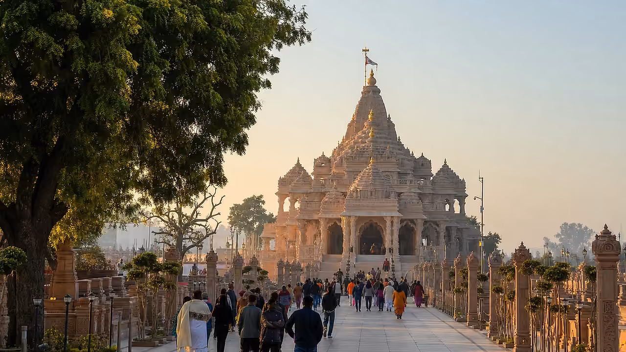10 Days Grand Ayodhya Kashi Yatra Tour Packages