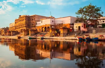 2 Nights 3 Days Mathura Vrindavan with Agra Tour